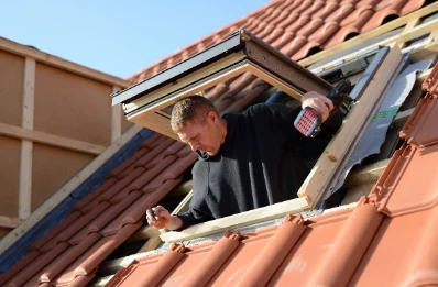 Pose de fenêtres de toit Velux à la Guillermie